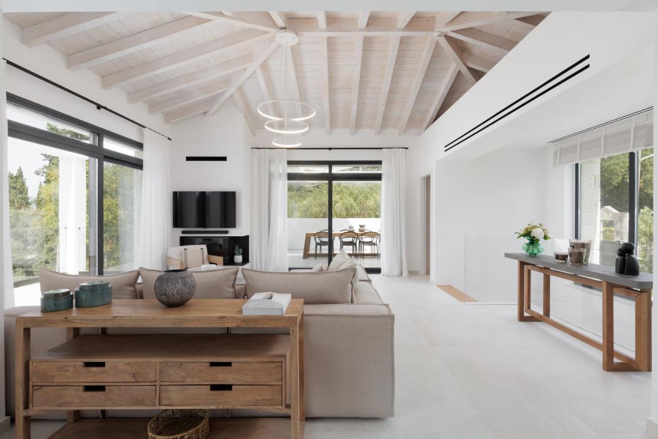 Villa Luxurious Trinity