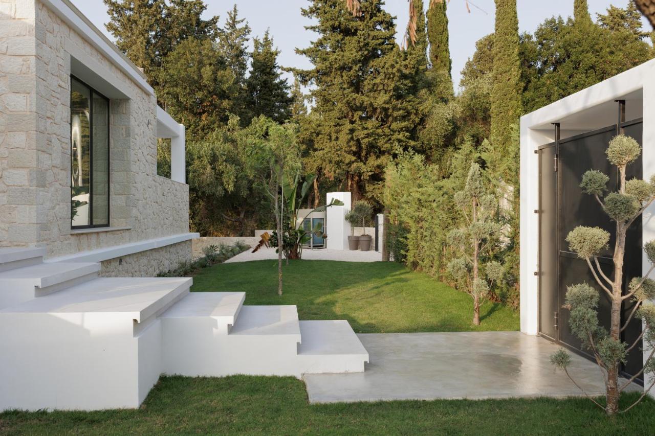 Luxurious Trinity Villa
